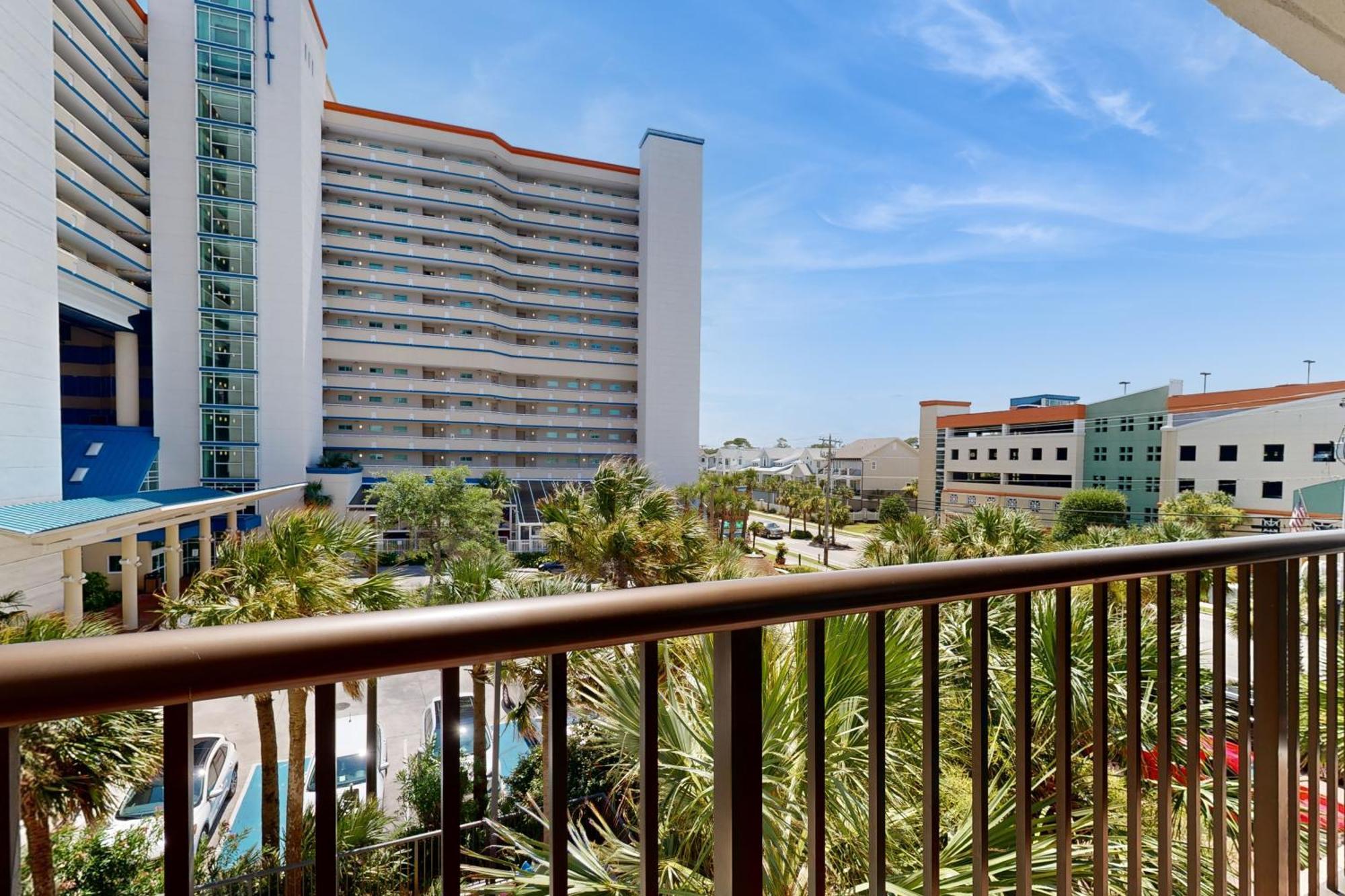 Beach Colony & Golden Mile شاطئ ميرتل الغرفة الصورة